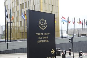 De uma “assentada”, Comissão Europeia leva Portugal a tribunal