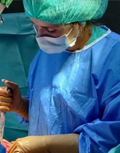 Médica do Hospital de Faro que denuncia 11 casos de negligência só confia na investigação da PJ