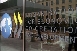 OCDE recomenda que Portugal vigie qualidade do crédito bancário e reforce o SNS