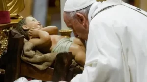 Papa Francisco Celebra Missa do Galo Apelando ao Verdadeiro Significado do Natal