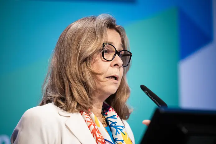 Ministra da Saúde Acusada de Plágio em Proposta de Curso à Universidade de Lisboa