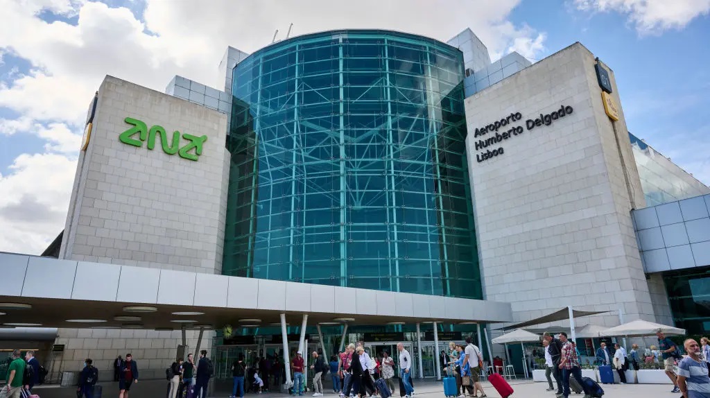 LISBOA: Lisboetas Exigem Silêncio: O Impacto do Aeroporto de Lisboa nas Vidas da Cidade