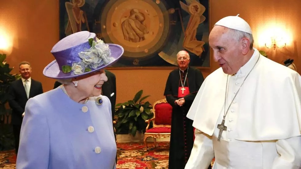 Papa Francisco recebeu monarcas ingleses