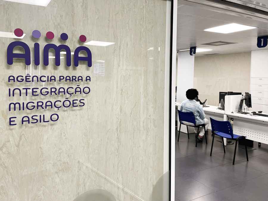 loja-aima-23102024-2400x-q65 Governo prolonga validade das autorizações de residência caducadas até 15 de outubro para regularizar situação de mais de 370 mil imigrantes
