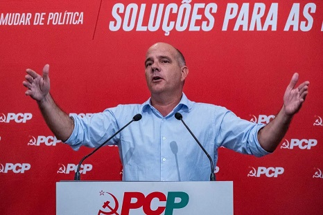 "Pacote laboral é um ataque brutal: é para rejeitar tudo", afirma Raimundo em manifestação histórica