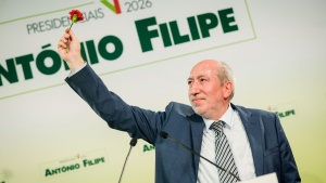 António Filipe condena cartazes de André Ventura: "Provocações que envergonham o país"